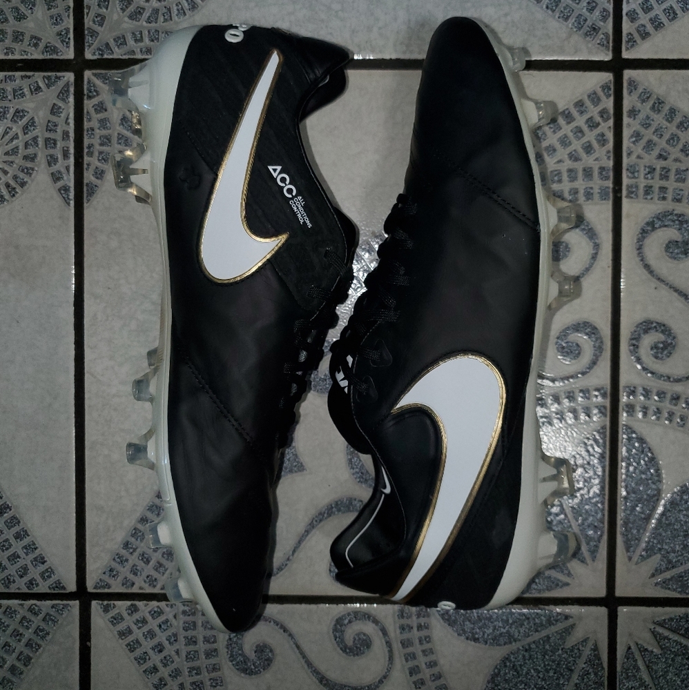 Nike Tiempos Legend 7 VII